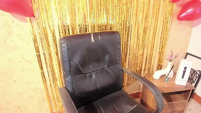 EmaGw online show from February 11, 2025, 10:39 pm