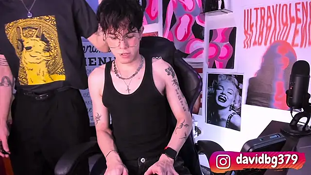 cinnamon boyxxx online show from March 20, 2025, 1:35 am