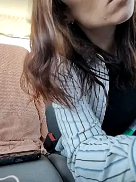 Genevieve143 online show from March 19, 2025, 7:27 pm