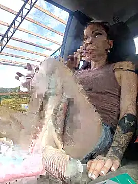 Genevieve143 online show from September 24, 2025, 5:27 pm