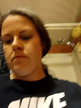 velvetta  online show from March 3, 2025, 5:31 am