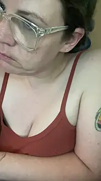 velvetta  online show from November 6, 2025, 7:37 pm