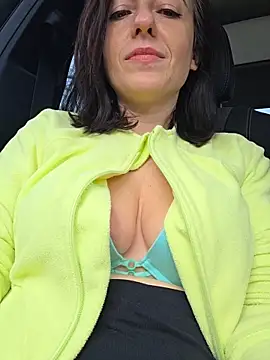 lovewildguy1 online show from December 1, 2025, 8:52 am