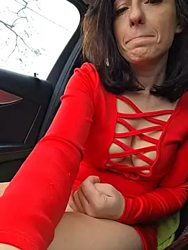 lovewildguy1 online show from December 2, 2025, 9:36 am