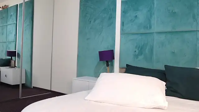 BriannaHart online show from January 30, 2025, 10:29 am