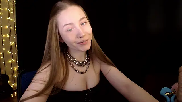 SindiWatsoon online show from February 19, 2026, 7:10 pm