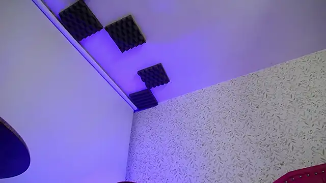 luly pink online show from January 8, 2026, 4:04 am