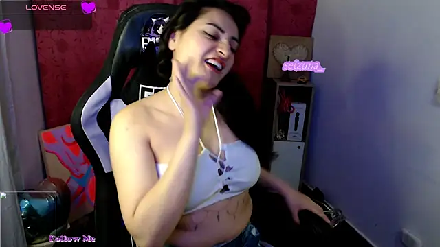 setzuna  online show from February 19, 2025, 11:57 pm