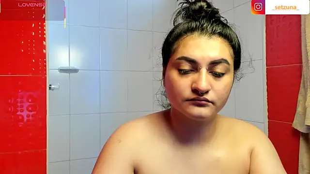 setzuna  online show from February 8, 2026, 8:23 pm