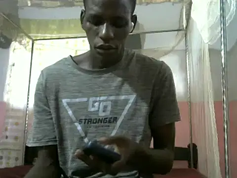 Snapshot of Bigras0011 chatting on March 6, 2025, 4:41 am Bigras0011 online show from March 6, 2025, 4:41 am