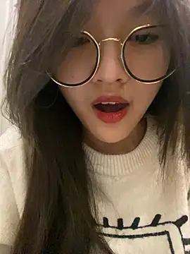 Krixxi22 online show from January 10, 2025, 2:45 pm