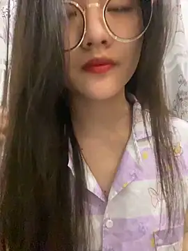 Krixxi22 online show from March 14, 2025, 3:58 pm