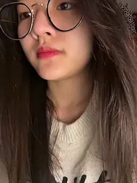 Krixxi22 online show from November 22, 2025, 2:05 pm