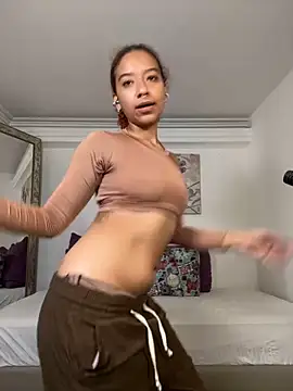 rubi star online show from November 4, 2025, 5:01 pm