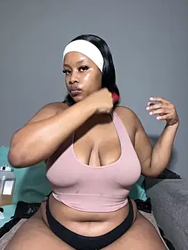 Snapshot of MimiCurves chatting on November 15, 2025, 1:40 pm MimiCurves online show from November 15, 2025, 1:40 pm