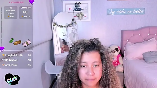 Kenia tompson01 online show from March 19, 2025, 12:04 am