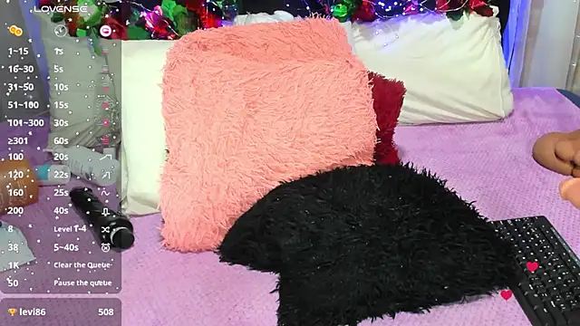 Snapshot of Hanna_horny_ chatting on December 26, 2024, 12:36 am Hanna horny online show from December 26, 2024, 12:36 am