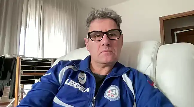 Britmi online show from January 4, 2025, 9:32 am