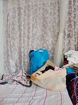 LOVELY-2BERRY online show from February 19, 2026, 6:20 am