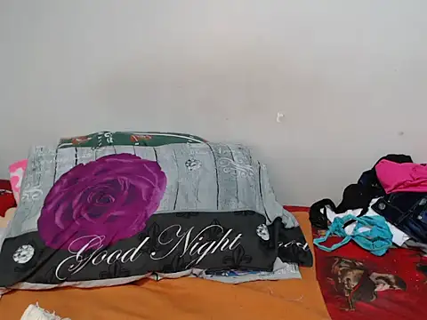 Snapshot of trina_kay chatting on November 2, 2025, 3:25 pm trina kay online show from November 2, 2025, 3:25 pm