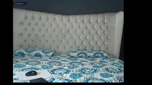 Snapshot of nichole_bree_ chatting on September 12, 2025, 11:21 am nichole bree  online show from September 12, 2025, 11:21 am