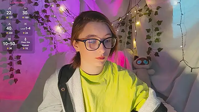 Snapshot of monlight__dana chatting on December 2, 2024, 10:28 am monlight  dana online show from December 2, 2024, 10:28 am