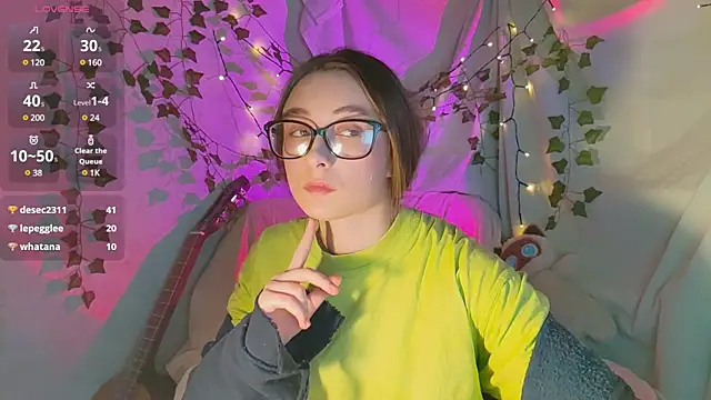 Snapshot of monlight__dana chatting on December 11, 2024, 4:42 pm monlight  dana online show from December 11, 2024, 4:42 pm