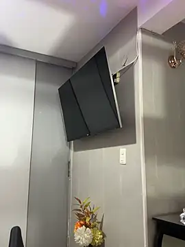 LARIANA RIVERA23 online show from February 23, 2025, 8:17 am