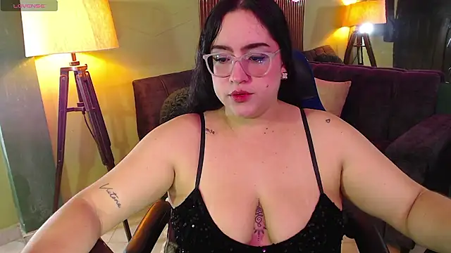 Sofiia davis23 online show from March 16, 2026, 2:32 pm