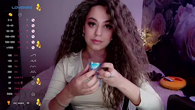  Just a queen 3 online show from December 8, 2024, 5:55 pm