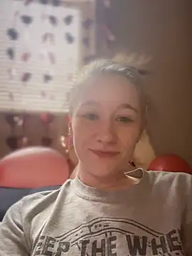 sage  marie online show from February 5, 2025, 2:37 pm