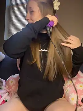 sage  marie online show from February 28, 2025, 5:04 pm