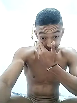 Demiansteven2 online show from February 12, 2025, 7:24 pm