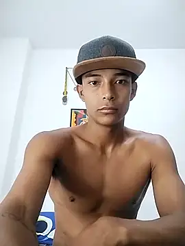 Demiansteven2 online show from March 19, 2025, 12:45 pm