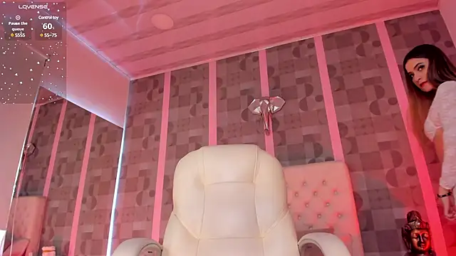 sweetty paulina online show from March 8, 2025, 5:17 am