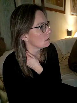 SpiceLea online show from January 12, 2025, 6:16 pm