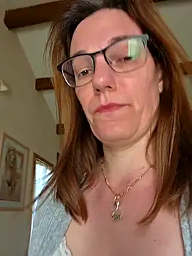 SpiceLea online show from March 19, 2026, 8:40 am