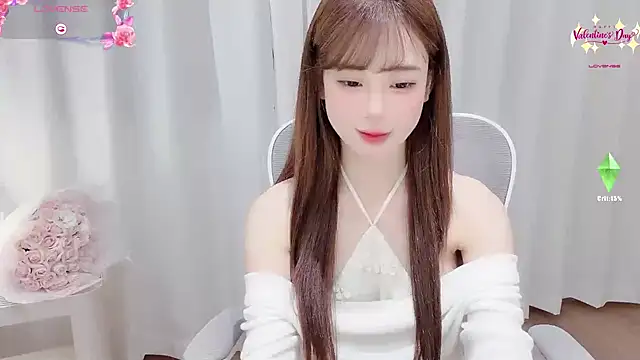 Yuuuuuly online show from March 8, 2026, 3:27 pm