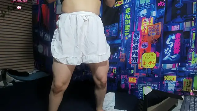 rosse 2504 online show from February 5, 2025, 3:09 pm