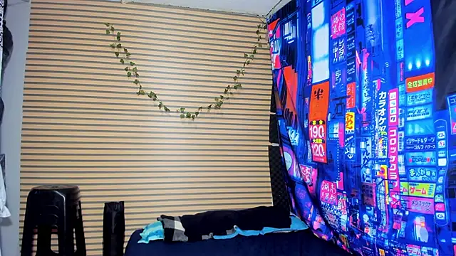 rosse 2504 online show from March 8, 2025, 2:40 pm