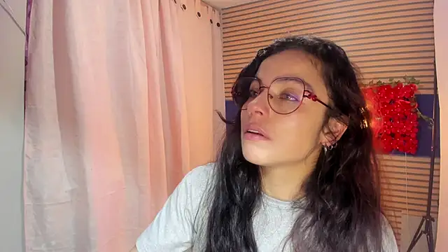 rosse 2504 online show from November 14, 2025, 5:33 pm