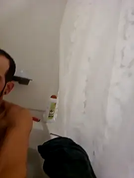 Snapshot of LongDongDaddy302 chatting on December 6, 2024, 7:10 am LongDongDaddy302 online show from December 6, 2024, 7:10 am