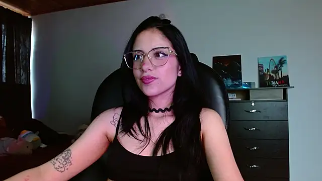 Ary Pieerce online show from November 27, 2025, 8:33 pm