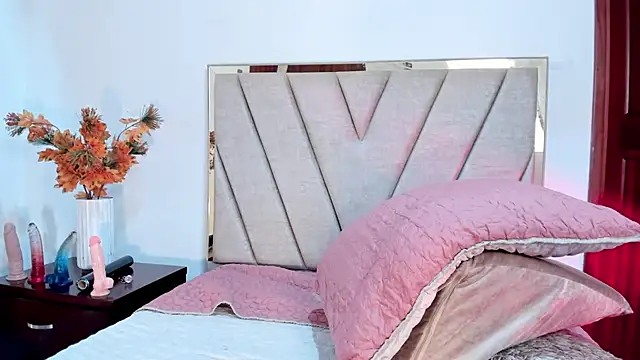 AlissaNix online show from March 11, 2025, 4:21 am