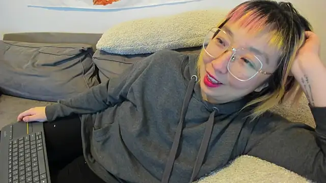 luxgray online show from January 21, 2025, 1:29 am