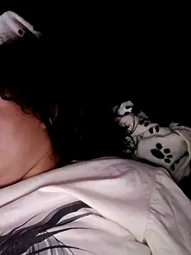 Liancy online show from November 7, 2025, 7:58 pm