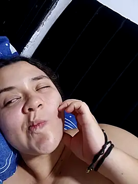 Liancy online show from March 13, 2026, 5:14 am