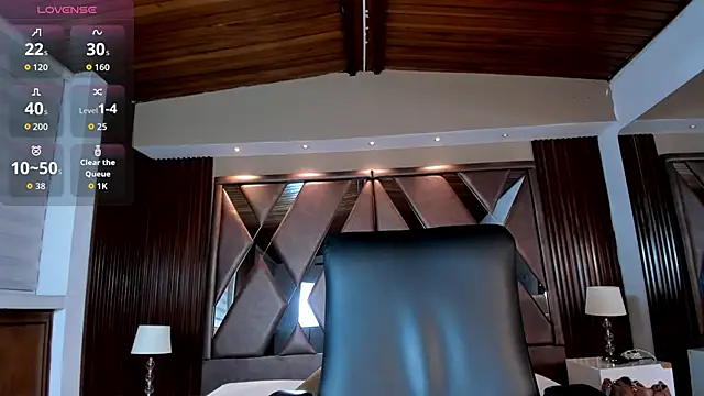IsabellaaJoness online show from June 6, 2026, 10:53 am