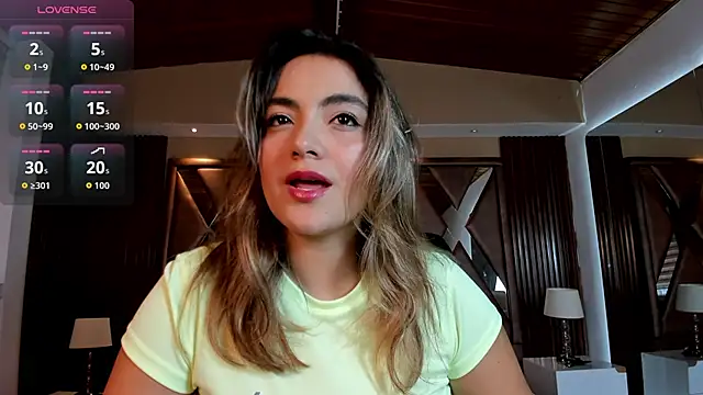 IsabellaaJoness online show from June 10, 2026, 11:31 am