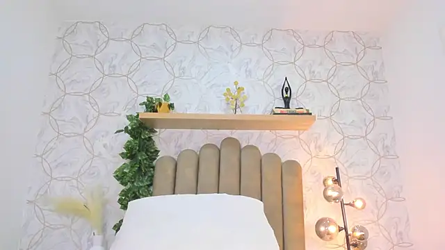 Roma  love online show from November 5, 2025, 12:16 pm